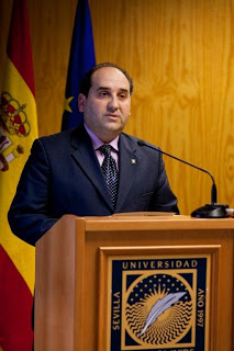 Dr. Eloy López Meneses